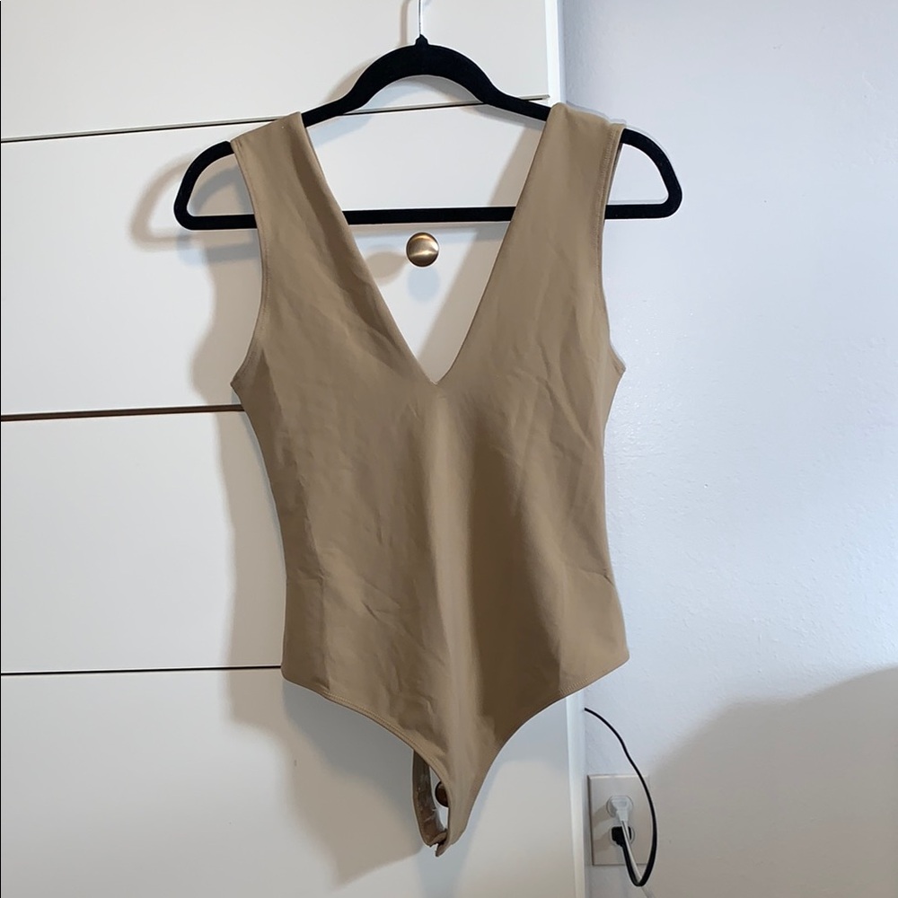 v neck body suit
